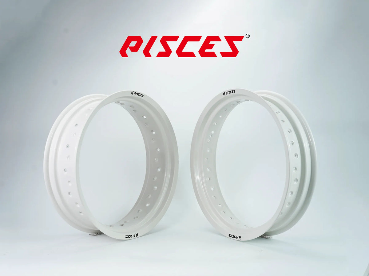 Jeu de jantes avant et arrière 17 pouces blanches Pisces Custom pour Supermoto.