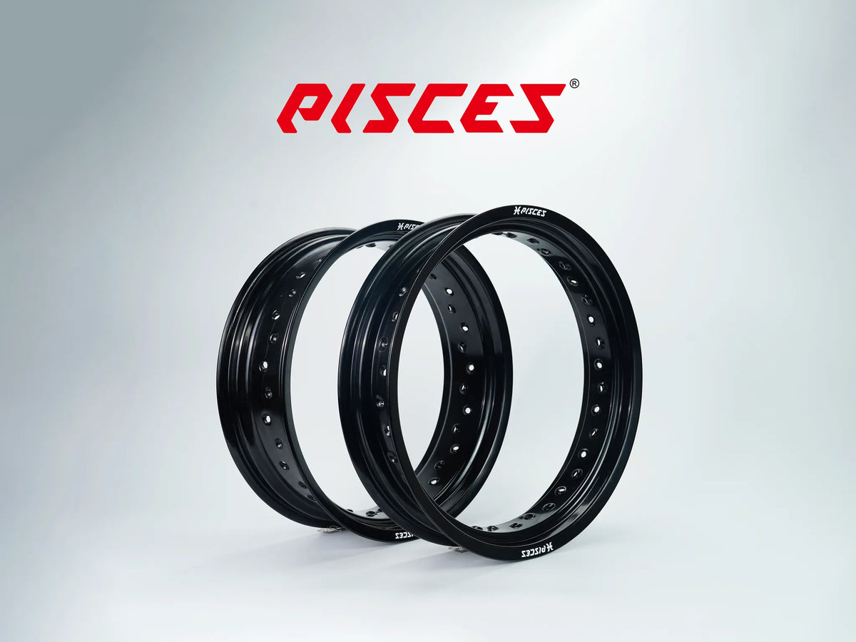 Jantes avant et arrière 17 pouces noires Pisces Custom pour Supermoto.