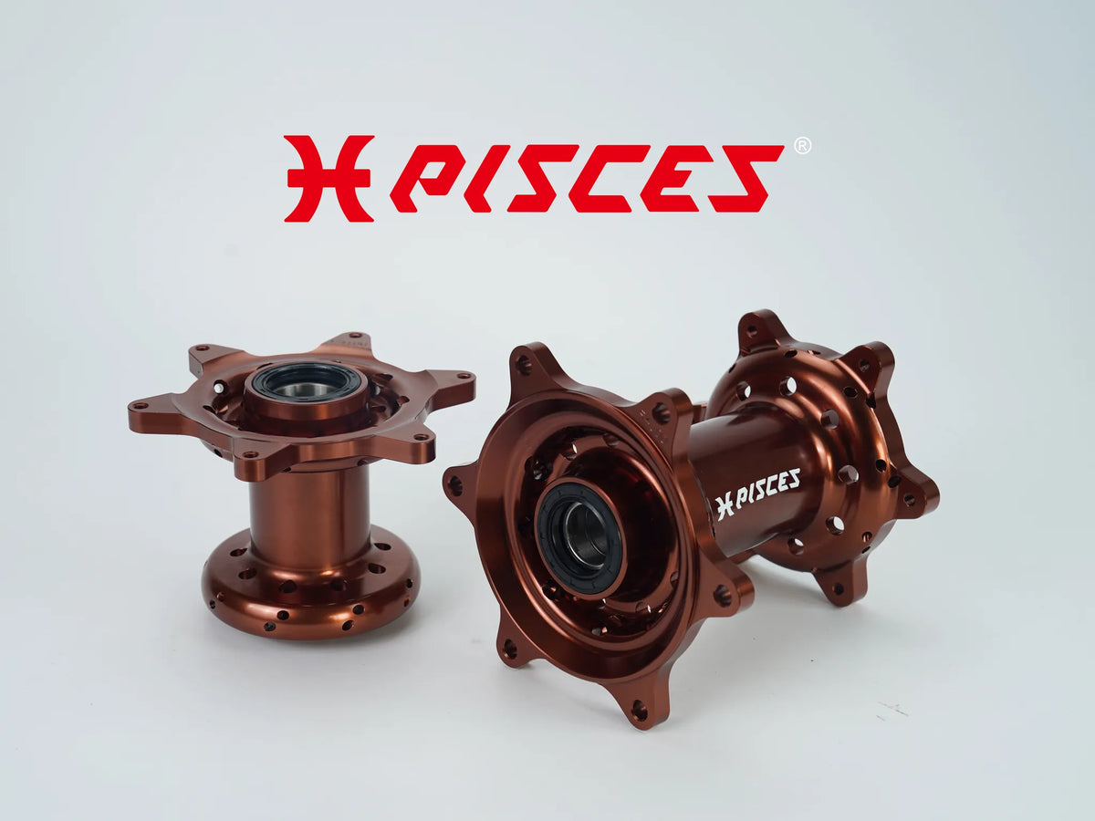 Jeu de moyeux avant et arrière marron Pisces Custom pour Supermoto, MX et Enduro.