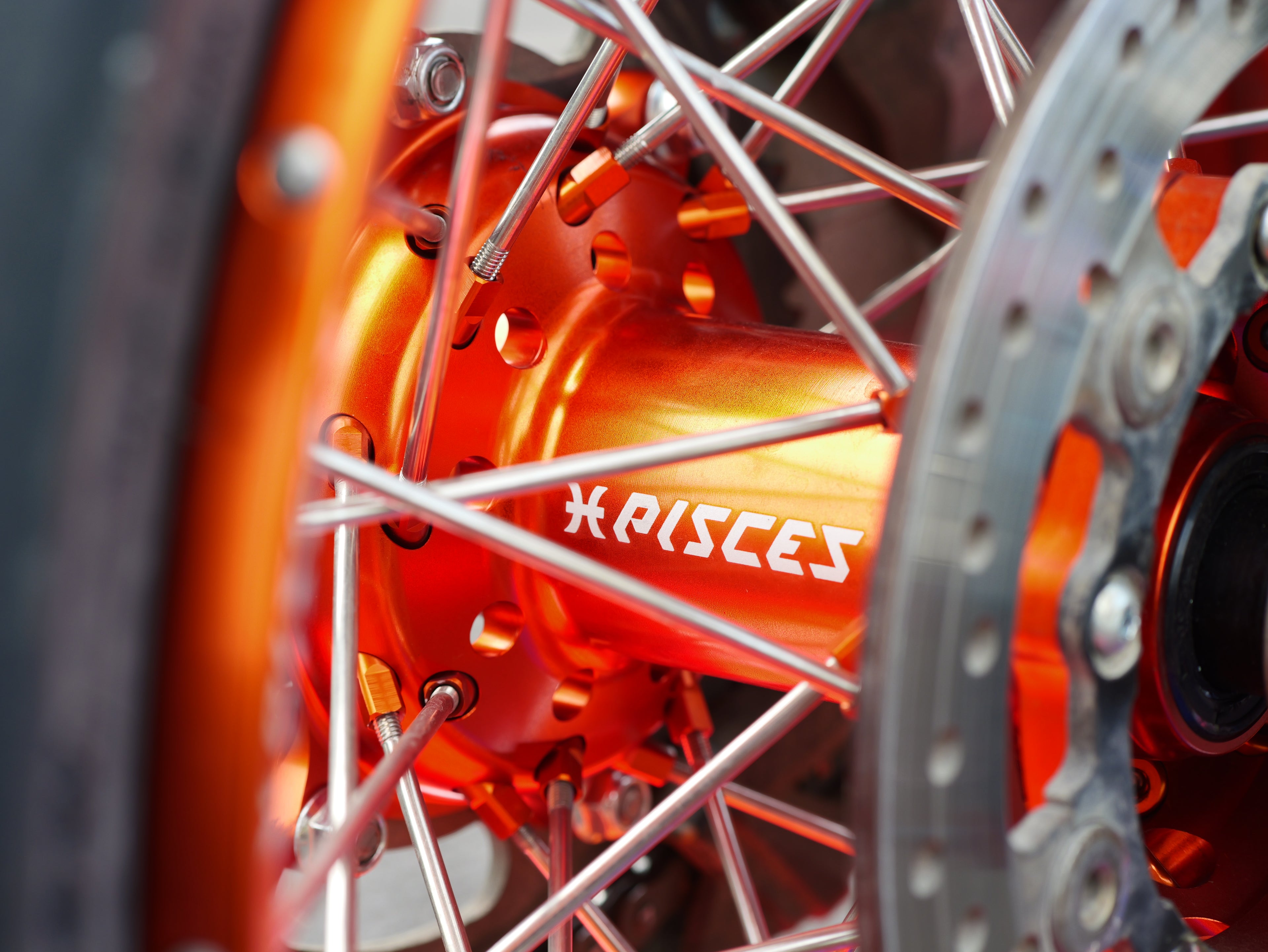 Jeu de roues Supermoto Tubeless PISCES Pro