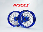Roues Excel Takasago Supermoto Honda CR CRF XR Couleur Unique — jante bleue, moyeu bleu, rayons noirs et nipples bleus — référence de couleur personnalisée