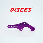 Support déporté supermoto personnalisé Pisces 320mm en violet, vue de face.