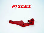 Support déporté supermoto personnalisé Pisces 320mm en rouge, vue arrière.